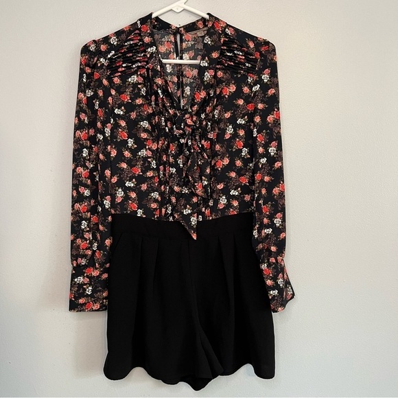 GUESS Women's Scarlett Ditsy Floral Print Bowtie Romper Jumpsuit Sz 4 Y2K - Picture 2 of 16